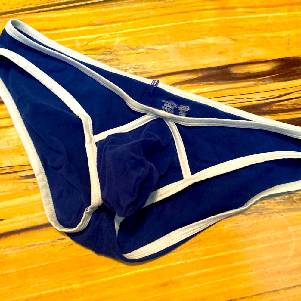 Navy no show brief